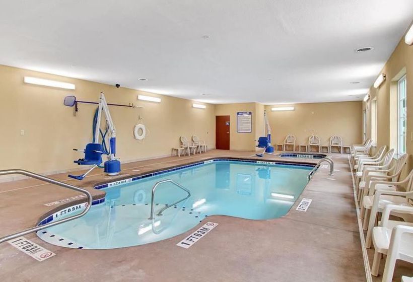 Cobblestone Hotel & Suites Waynesboro 