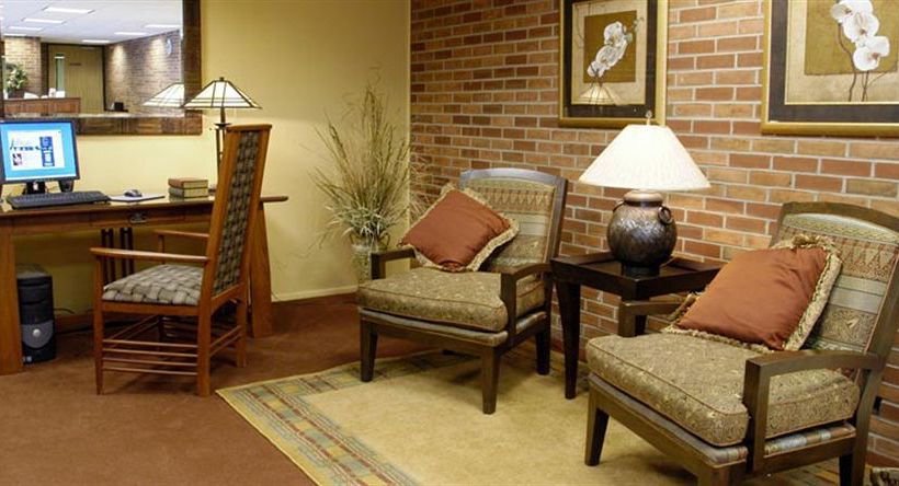 Hillsdale College Dow Hotel And Conference Center 