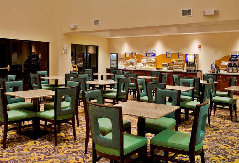 Hotel Holiday Inn Express & Suites Lebanon  | Lebanon | Virginia | United States 9
