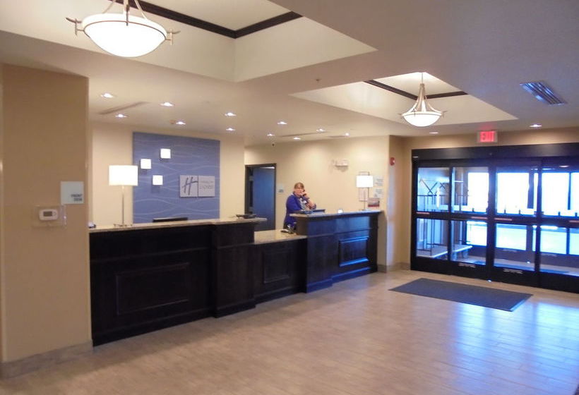 Hotel Holiday Inn Express & Suites Nevada  | Nevada | Missouri | United States 10