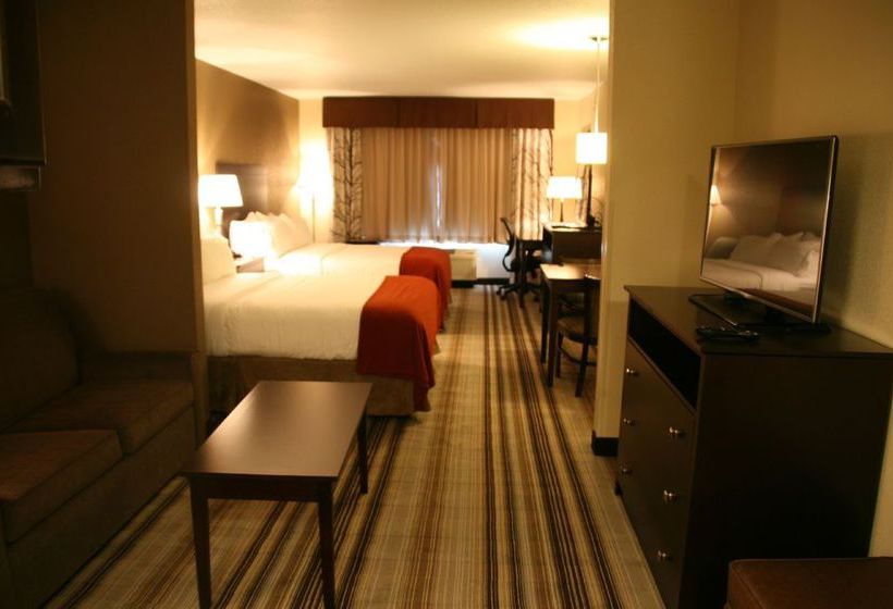 Hotel Holiday Inn Express & Suites Nevada  | Nevada | Missouri | United States 19