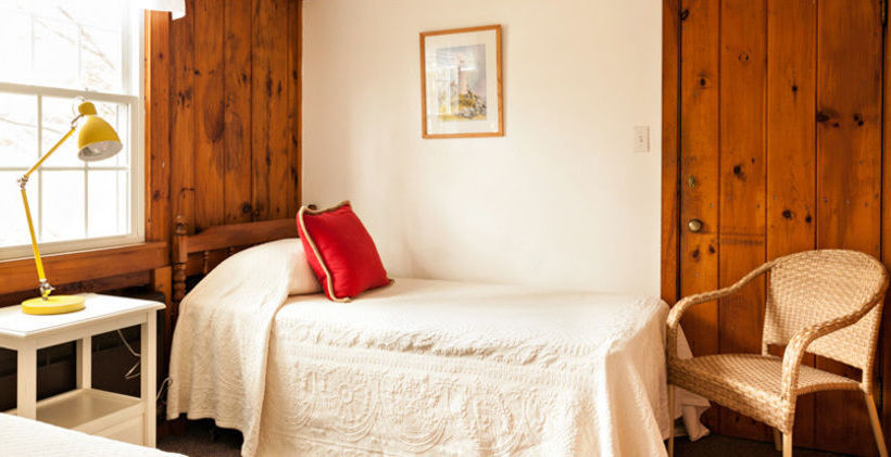 Hotel Cove Bluffs Inn 