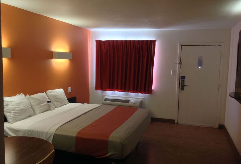 Motel 6 Wichita Falls North  | Wichita Falls | Texas | United States 10