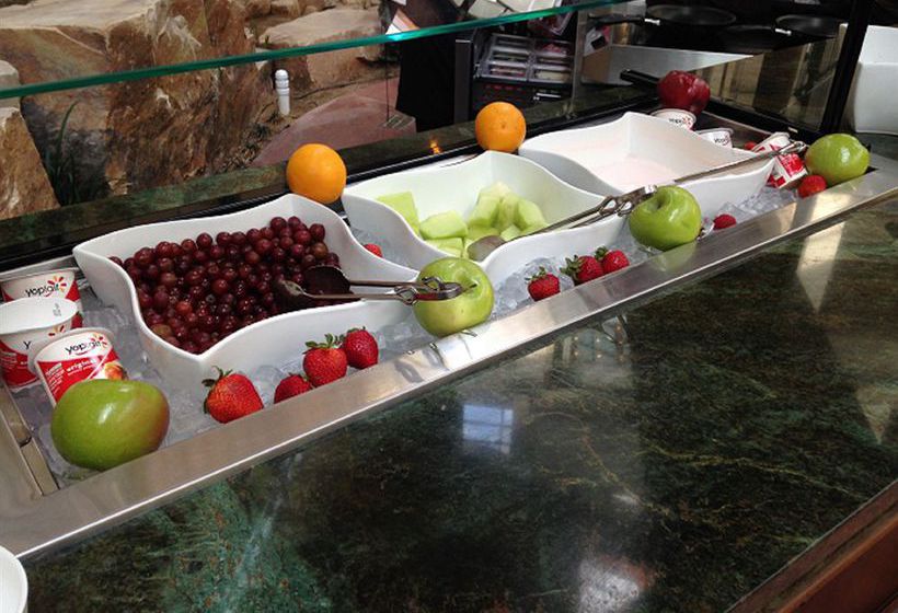 Hotel Woolley's Classic Suites - Denver Airport  | Aurora | Colorado | United States 2