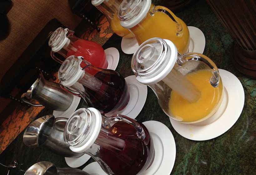 Hotel Woolley's Classic Suites - Denver Airport  | Aurora | Colorado | United States 3