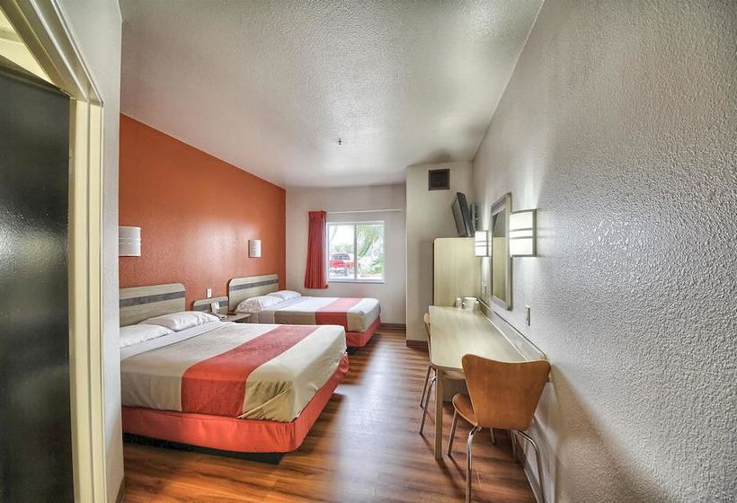 Motel 6 Mission  | Mission | Texas | United States 14