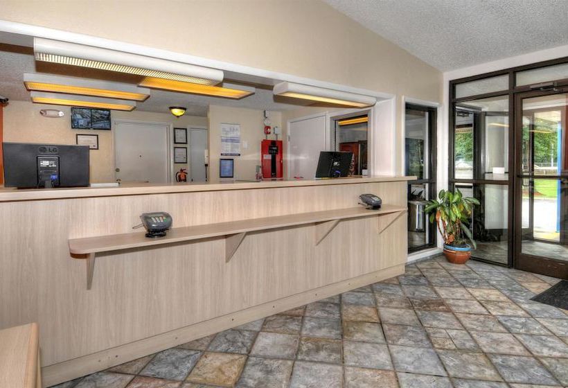 Motel 6 Asheville  | Asheville | North Carolina | United States 12