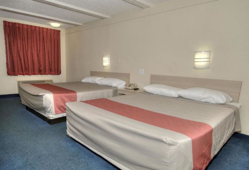 Motel 6 Asheville  | Asheville | North Carolina | United States 4