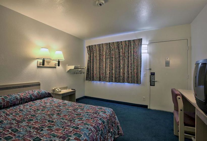 Motel 6 Valdosta - University  | Valdosta | Georgia | United States 10