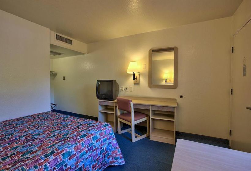 Motel 6 Valdosta - University  | Valdosta | Georgia | United States 4