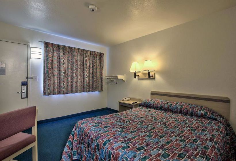 Motel 6 Valdosta - University  | Valdosta | Georgia | United States 8