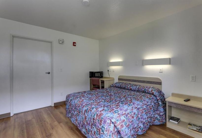 Motel 6 Lake Charles  | Lake Charles | Louisiana | United States 13