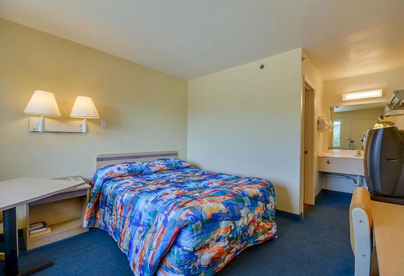 Motel 6 Gulfport  | Gulfport | Mississippi | United States 12