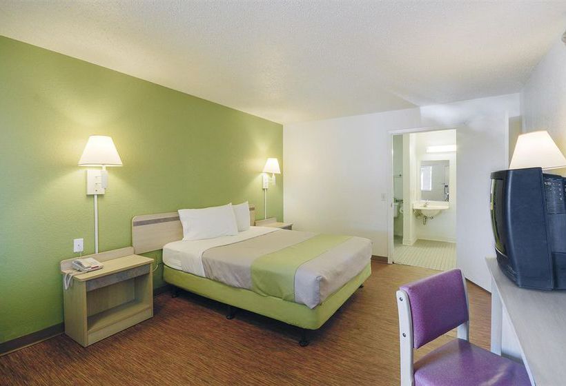 Motel 6 Houston East - Baytown  | Baytown | Texas | United States 10