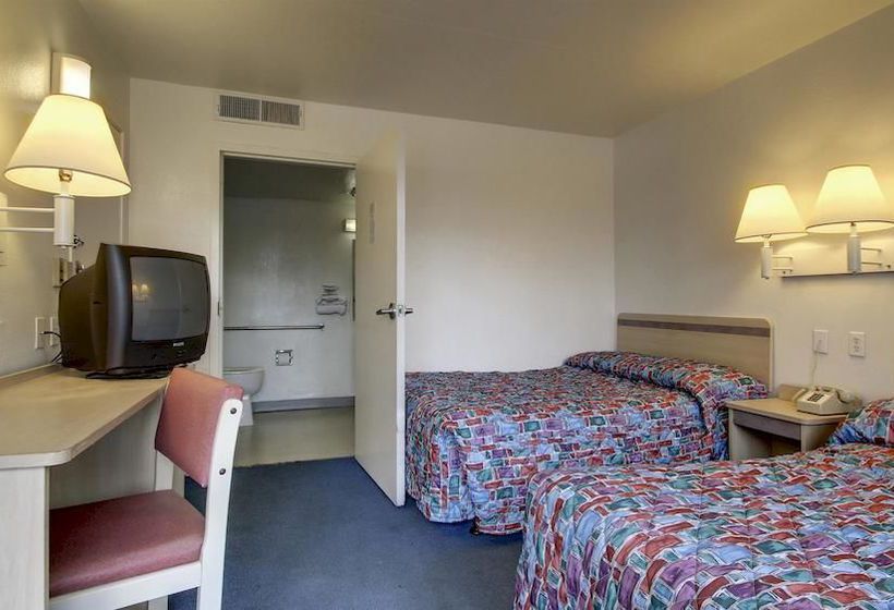Motel 6 Louisville North - Jeffersonville  | Jeffersonville | Indiana | United States 3