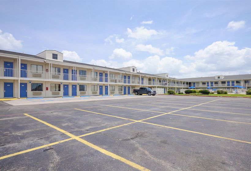 Motel 6 Houston - Nasa