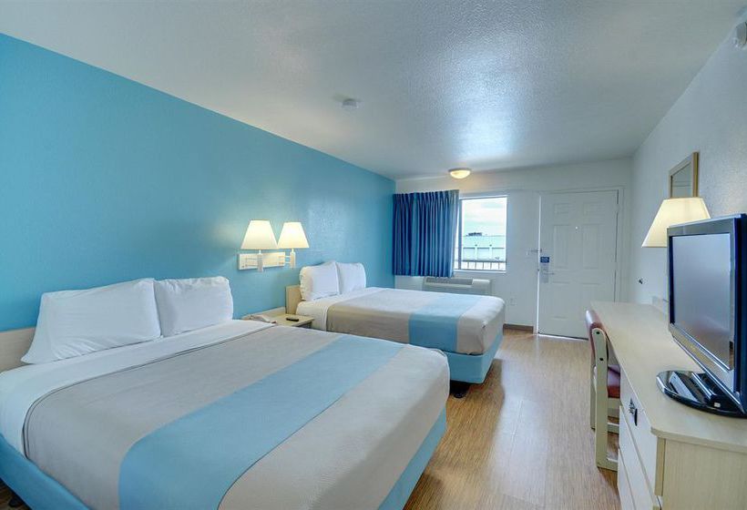 Motel 6 Houston - Nasa  | Webster | Texas | United States 15