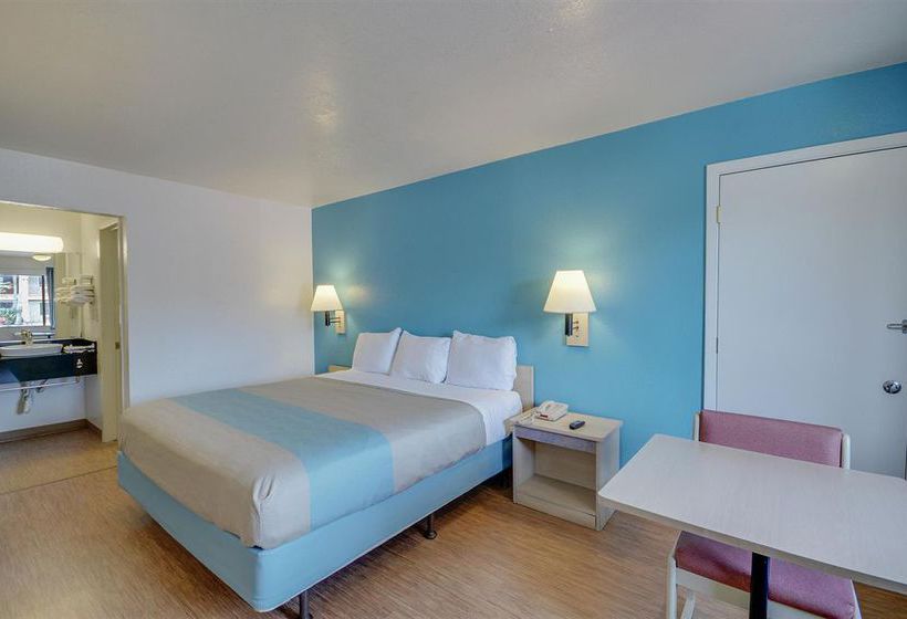 Motel 6 Houston - Nasa  | Webster | Texas | United States 17