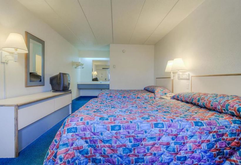 Motel 6 Knoxville North  | Knoxville | Tennessee | United States 17
