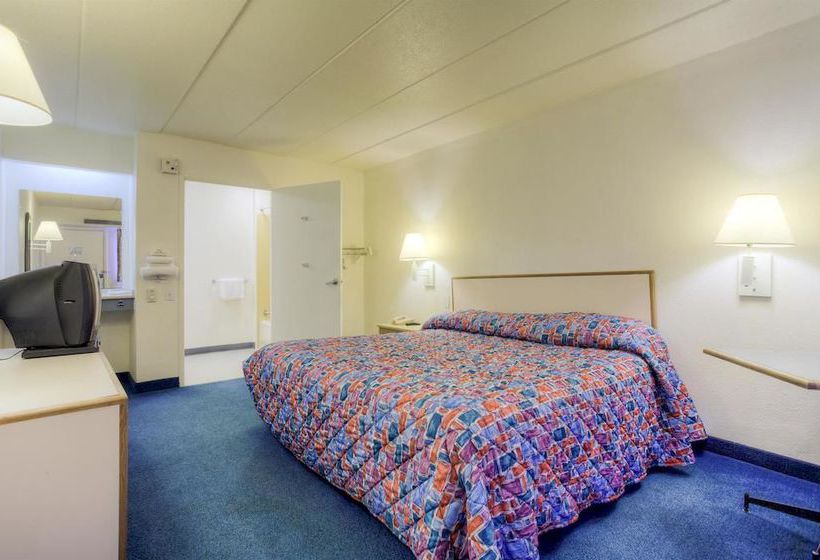 Motel 6 Knoxville North  | Knoxville | Tennessee | United States 8