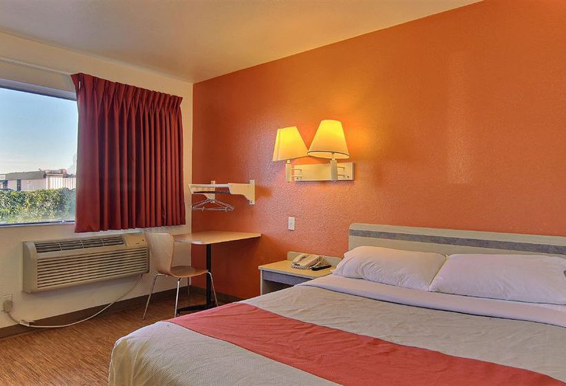 Motel 6 Bismarck  | Bismarck | North Dakota | United States 13