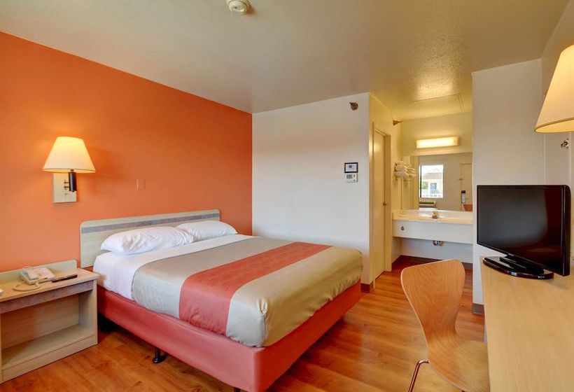 Motel 6 Hartford-windsor Locks  | Windsor Locks | Connecticut | United States 11