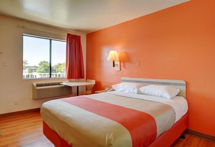 Motel 6 Hartford-windsor Locks  | Windsor Locks | Connecticut | United States 12