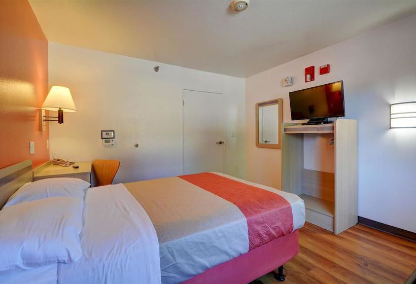 Motel 6 Hartford-windsor Locks  | Windsor Locks | Connecticut | United States 4