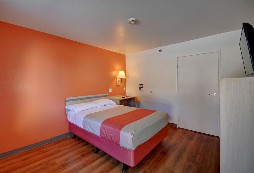 Motel 6 Hartford-windsor Locks  | Windsor Locks | Connecticut | United States 6
