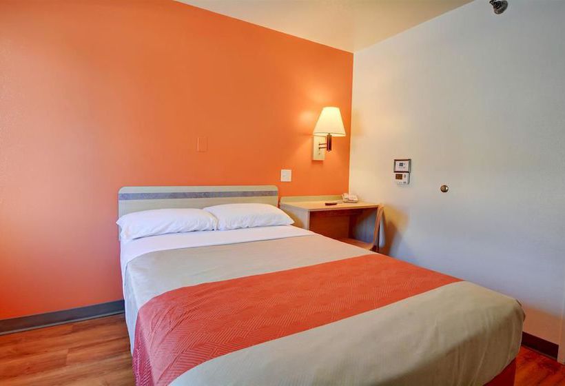 Motel 6 Hartford-windsor Locks  | Windsor Locks | Connecticut | United States 7