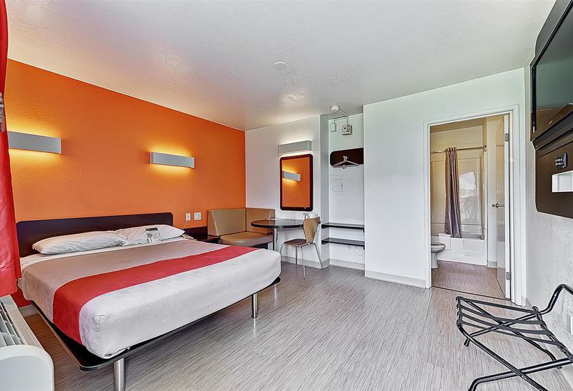 Motel 6 Chicago West - Villa Park  | Villa Park | Illinois | United States 20