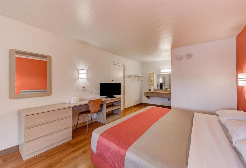 Motel 6 Norfolk  | Norfolk | Virginia | United States 15