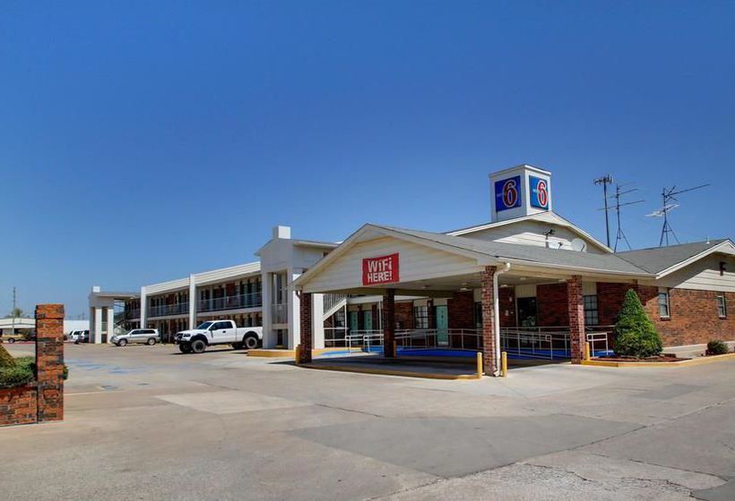 Motel 6 Lawton