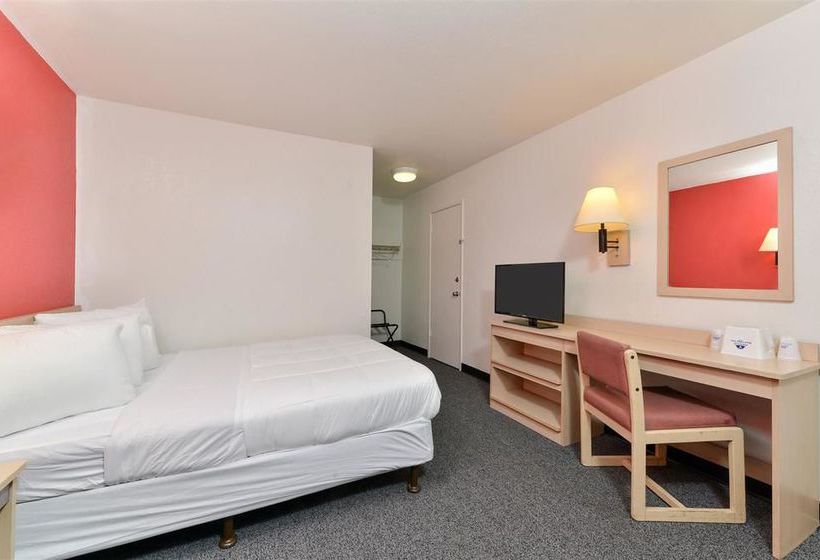 Motel 6 Anderson  | Anderson | Indiana | United States 17