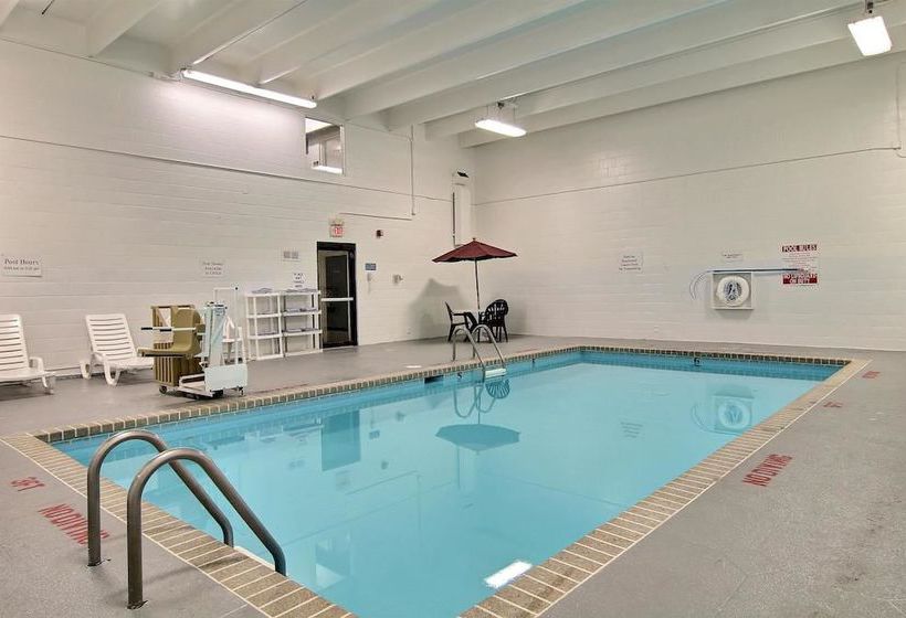 Motel 6 Fargo North  | Fargo | North Dakota | United States 20