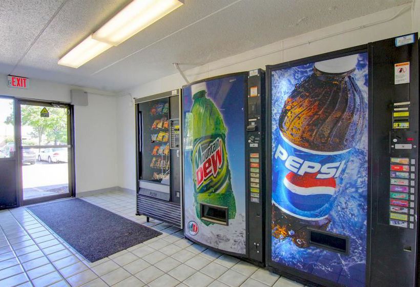 Motel 6 Madison North  | Madison | Wisconsin | United States 18