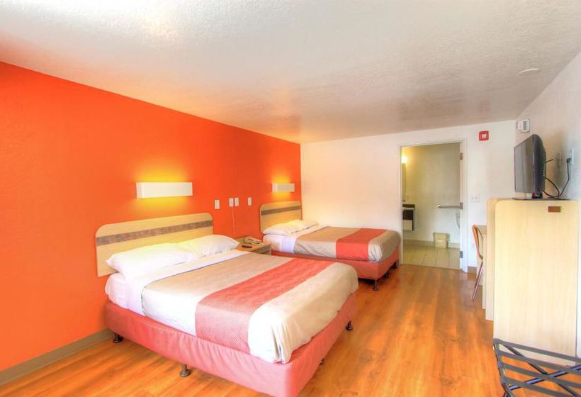Motel 6 Harrisonburg  | Harrisonburg | Virginia | United States 13
