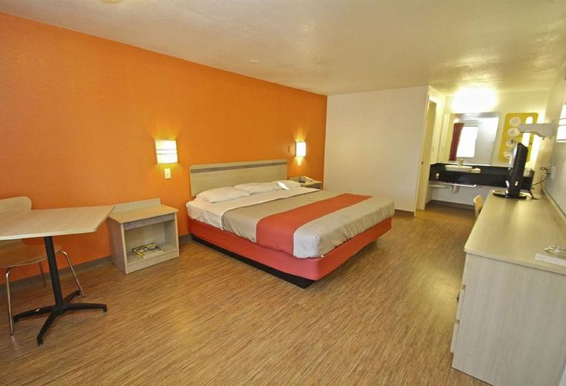 Motel 6 Harrisonburg  | Harrisonburg | Virginia | United States 4