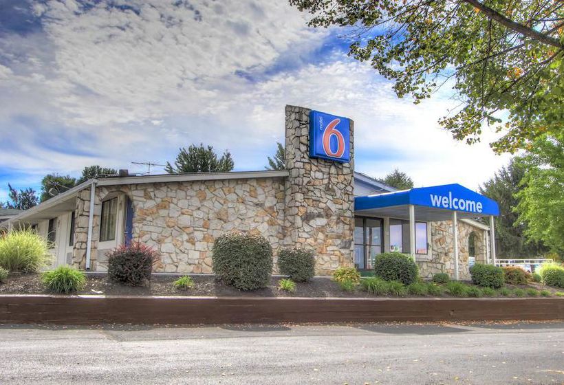 Motel 6 Harrisonburg  | Harrisonburg | Virginia | United States 9