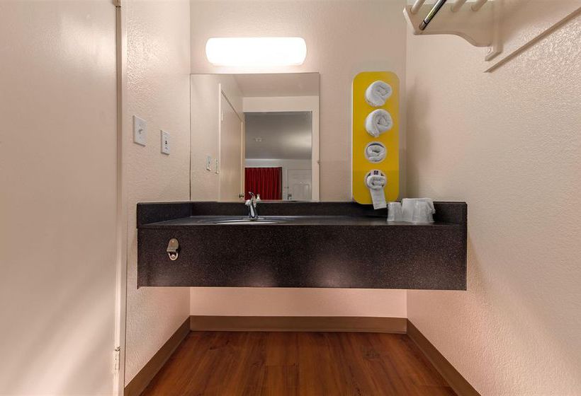 Motel 6 Providence - Seekonk  | Seekonk | Massachusetts | United States 5