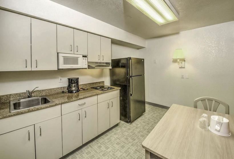 Motel 6 Pueblo I-25  | Pueblo | Colorado | United States 13