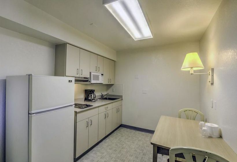 Motel 6 Pueblo I-25  | Pueblo | Colorado | United States 16