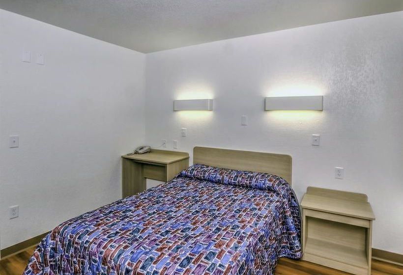 Motel 6 Pueblo I-25  | Pueblo | Colorado | United States 3