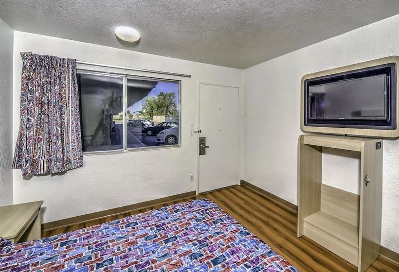 Motel 6 Pueblo I-25  | Pueblo | Colorado | United States 8