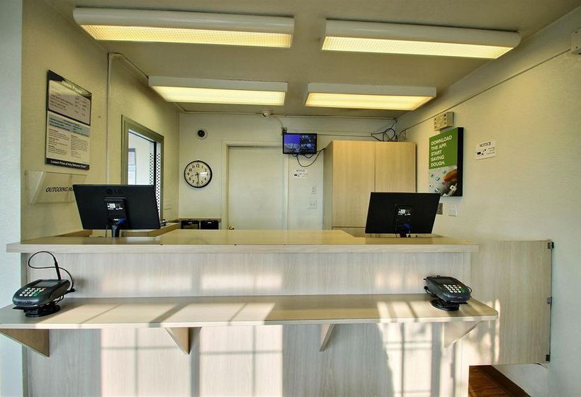 Motel 6 Milwaukee West - Brookfield  | Brookfield | Wisconsin | United States 3