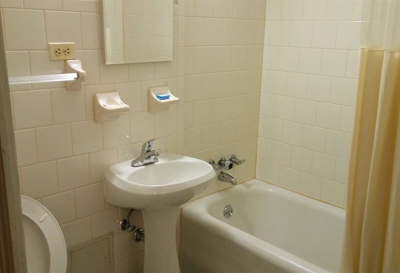 Hotel Riviera  | Newark | New Jersey | United States 5