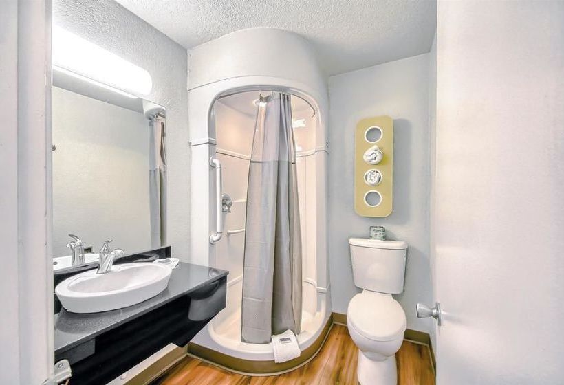 Motel 6 San Antonio East  | San Antonio | Texas | United States 2