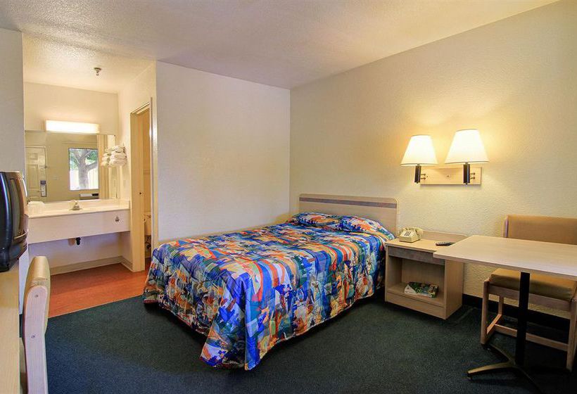 Motel 6 Phoenix West  | Phoenix | Arizona | United States 13
