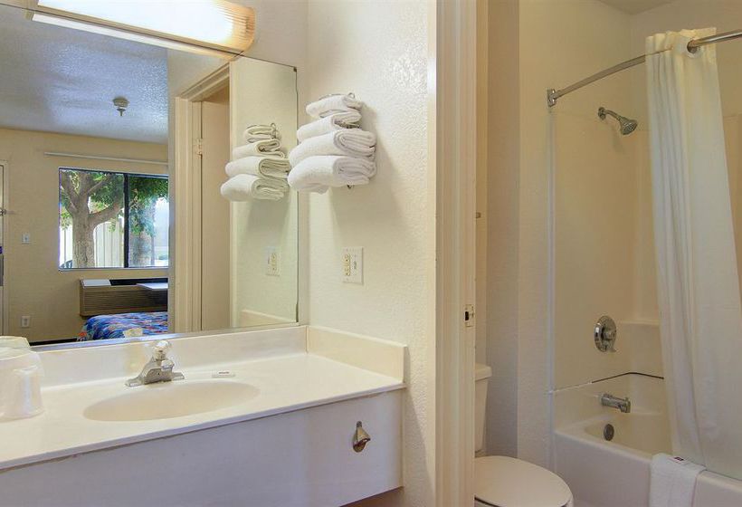 Motel 6 Phoenix West  | Phoenix | Arizona | United States 19