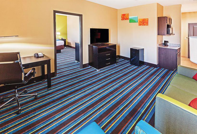 Hotel La Quinta Inn & Suites Muskogee Muskogee Oklahoma